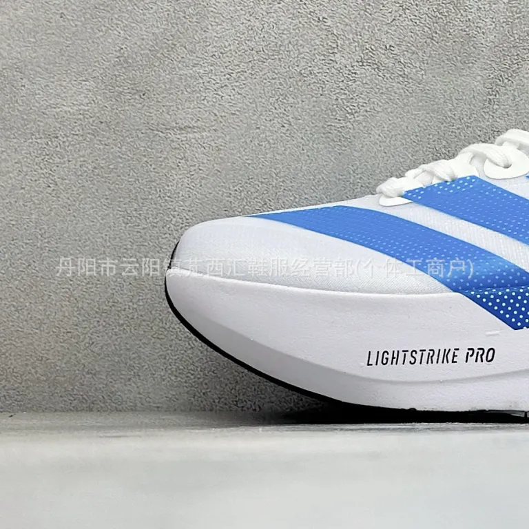 کفش دویدن مسابقهای آدیداس Adizero Evo SL اورجینال پوتیان با رویه مشی تنفسپذیر و مقاوم در برابر سایش