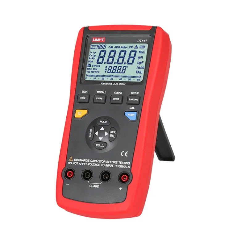 یونی‌تی UT611/UT612 LCR متر دیجیتال دستی تستر خازن و سلف کالیبراسیون پل اندازه‌گیری