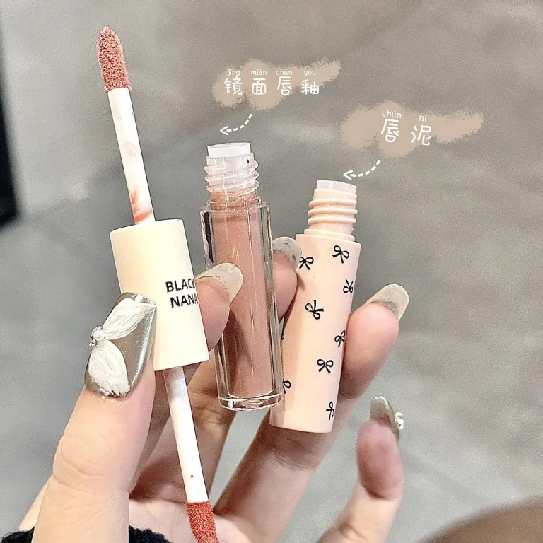 رژ لب دو سر BLACKNANA براق آینه‌ای مناسب استفاده روزانه با رنگ خاکستری-صورتی و بافت گلی و براق، مناسب آرایش ملایم و بدون آرایش