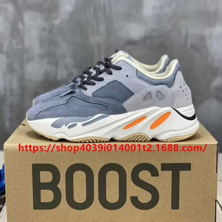 کفش اصل پوتیان یزی originalsboost700v2 مردانه و زنانه 700v3 کفش پدری ساق کوتاه مشکی