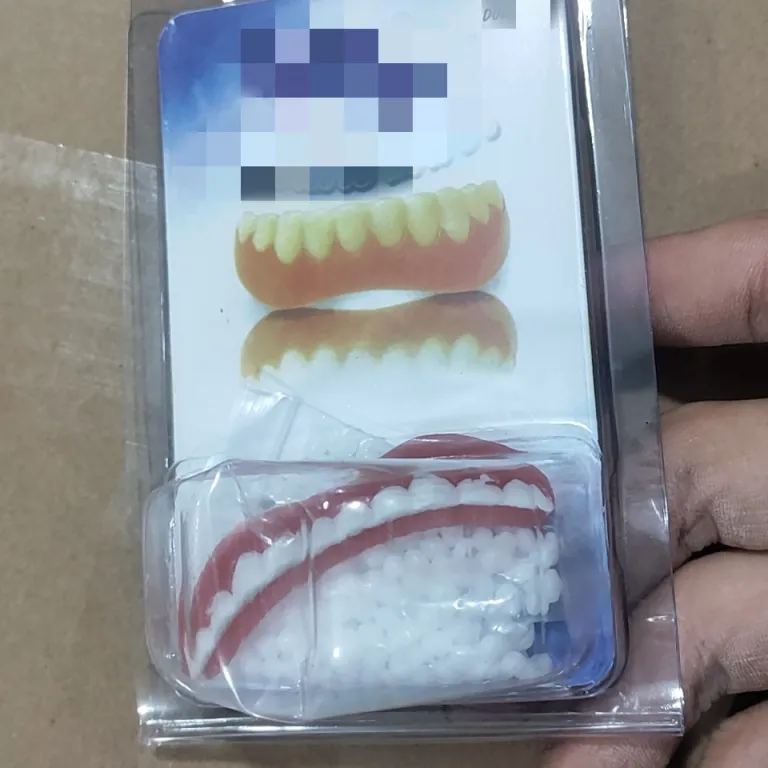 برچسب دندان مصنوعی instant smile نسل چهارم، قالب سیلیکونی شبیهسازیشده، روکش لبخند