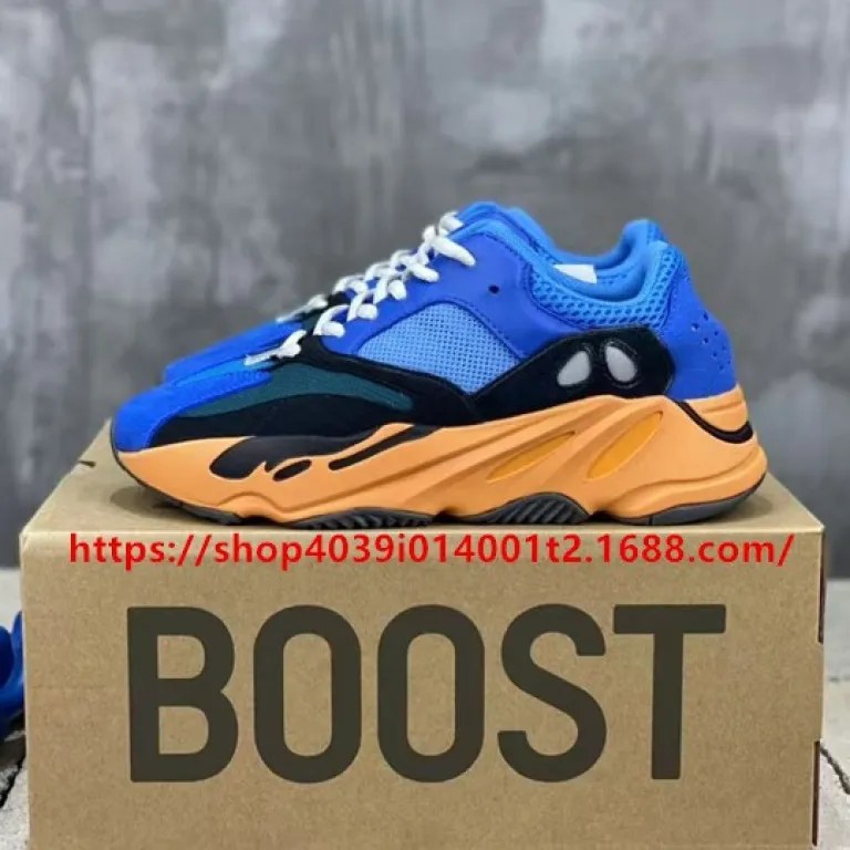 کفش اصل پوتیان یزی originalsboost700v2 مردانه و زنانه 700v3 کفش پدری ساق کوتاه مشکی