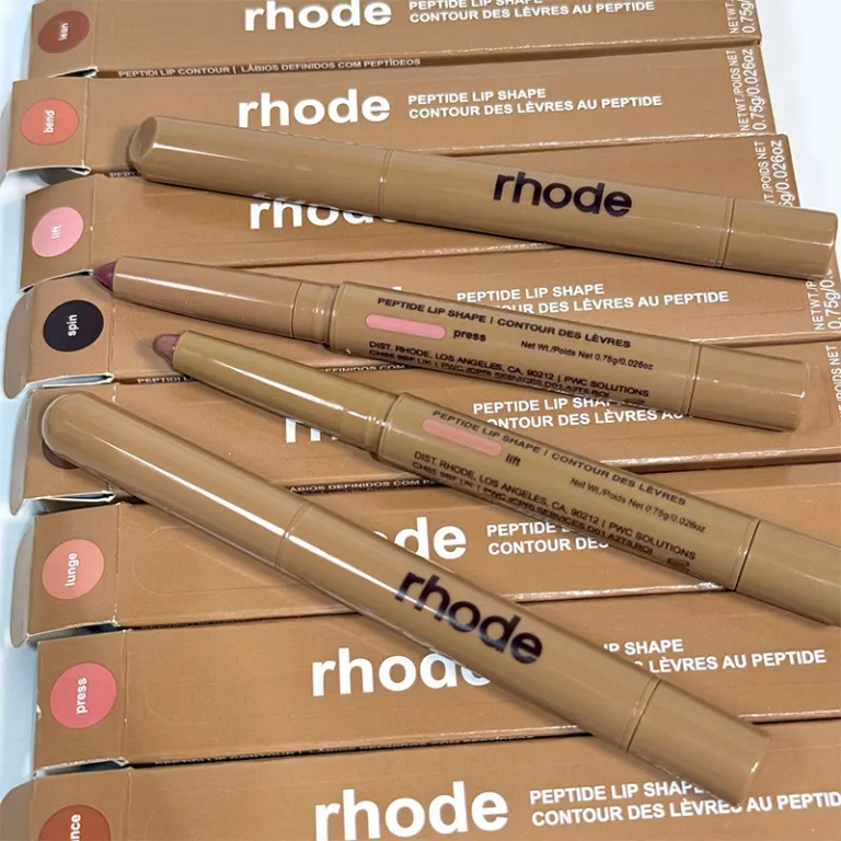 مداد لب RHODE چند پپتیدی هیلی بیکن ضدآب و ضدتعریق چوبی برهنه مات