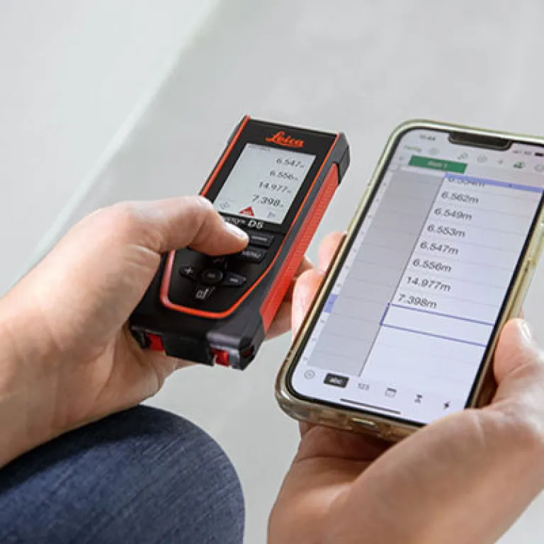 مسافت‌سنج لیزری لایکا دیستو Leica DISTO D5 با اندازه‌گیری دقیق و منظره‌یاب دیجیتال 4 برابر