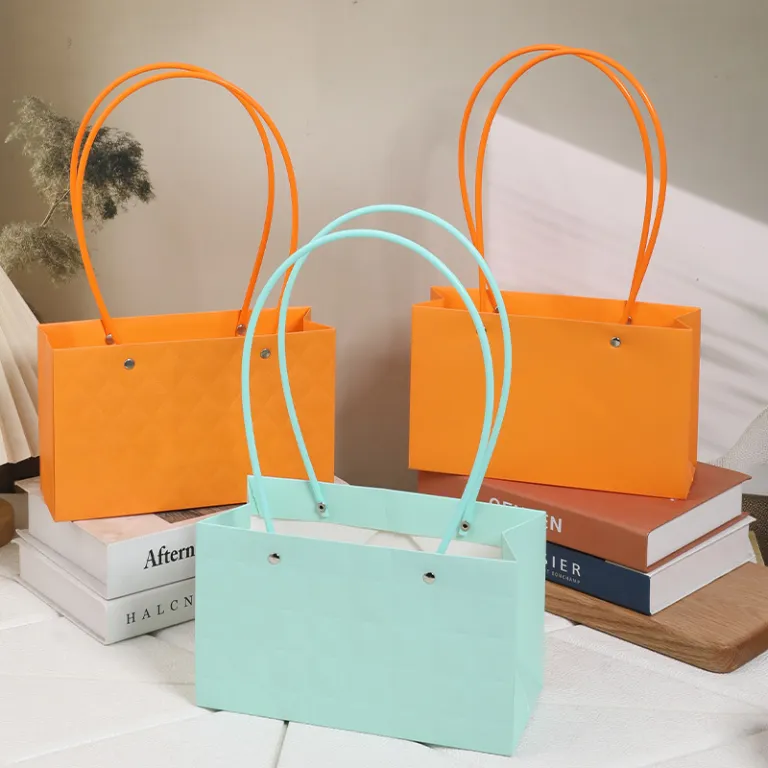 کیف دستی گل چند رنگ، کیف دستی گل برای کلاس گل‌آرایی، کاغذ بسته‌بندی ماکارون، کیف کاغذی ساده ضد آب مناسب ولنتاین