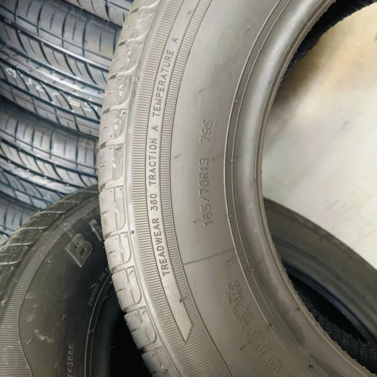 لاستیک نو 165/70R13 مناسب برای ون Xiali، Lingyang، Wuling Zhiguang، Changan Zhixing 1657013