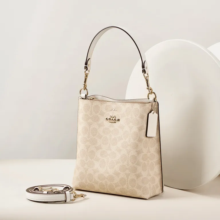 کیف دوشی کراس‌بادی سطلی COACH مدل MOLLIE 22 CBQ33