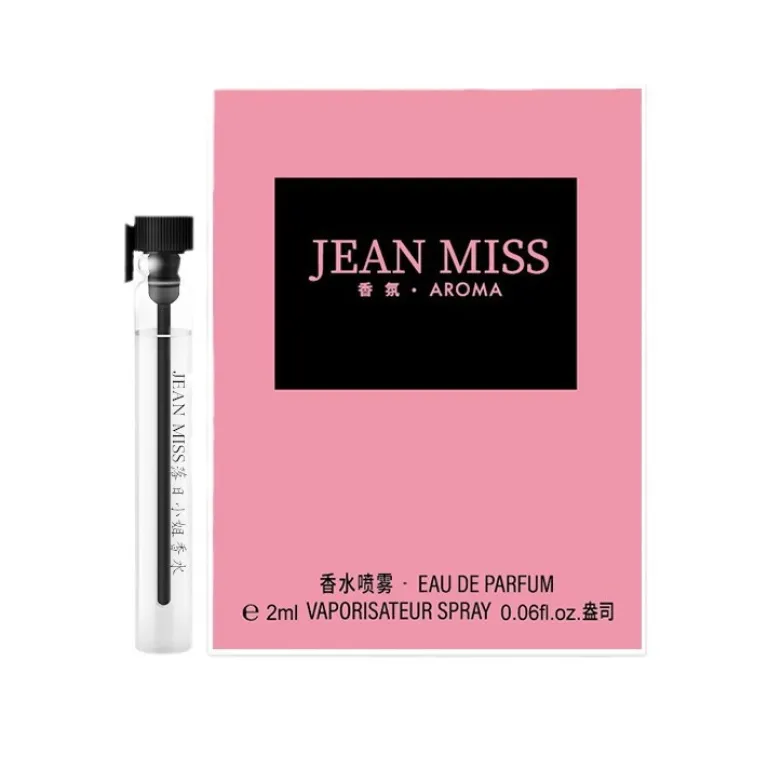 عطر کارتی برند معروف زنانه و مردانه ماندگار 2ml مینیاتوری Q نسخه کوچک پرفیوم