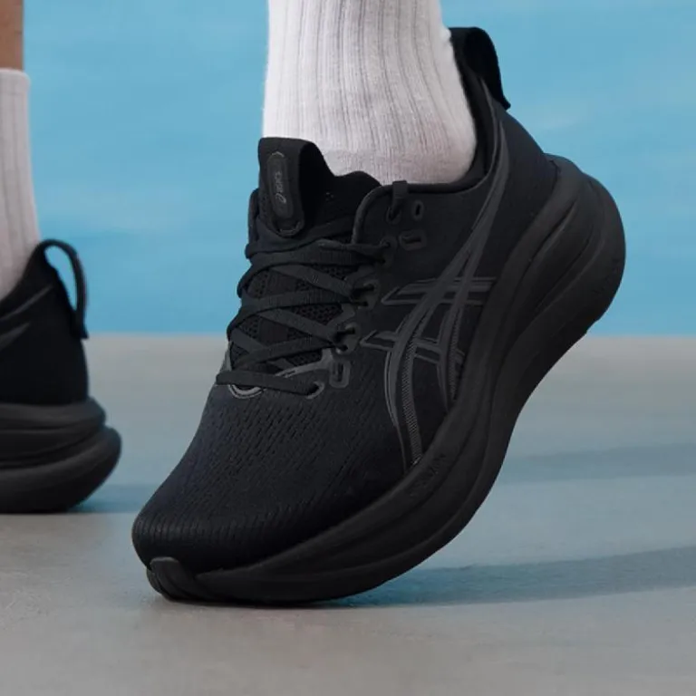 کفش ورزشی سبک و تنفس‌پذیر مردانه ASICS GEL-NIMBUS 28