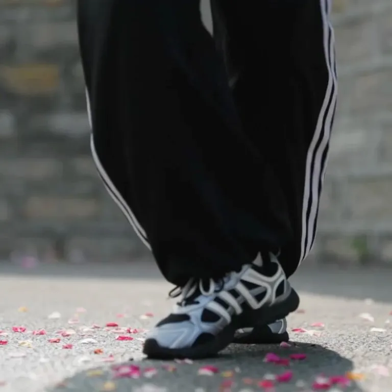 کفش ورزشی adidas مدل یو وو مخصوص رقص، 26، محصول جدید پاییز، کفش اسپرت سبک با بند دوتایی، کفش کتانی پدری مکانیکی