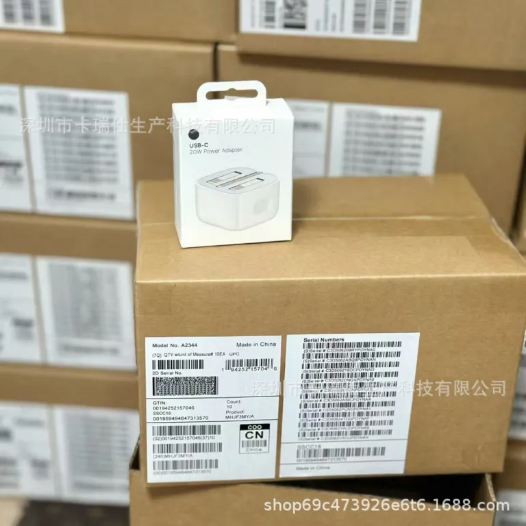 شارژر دیواری UK مخصوص آیفون 20W با آداپتور بریتانیایی، شارژ سریع، پنج کد یکسان