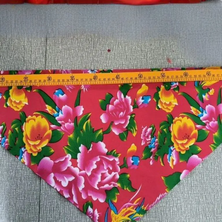 روسری گلدار شمال شرقی چین طرح گل درشت مثلثی برای رقص میدانی یانگگه ست لباس رقص اکسسوری روسری چاپی