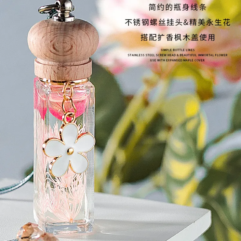عطر آویز خودرو عمده کارخانه‌ای با رایحه ماندگار اسانس ملایم مناسب مردانه و زنانه