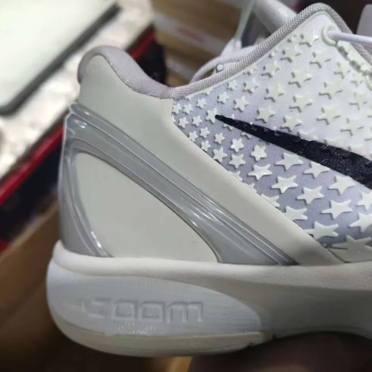 کفش بسکتبال کوبی 6 نسخه اورجینال پوتیان Kobe6 مدل گرین هورنت با صفحه کربنی، مناسب مسابقه و تمرین مردانه و زنانه