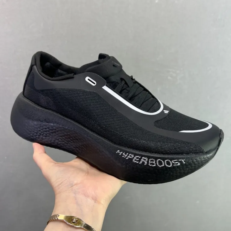 کفش ورزشی کراسبوردر Hyperboost Edge ضربه‌گیر مردانه و زنانه سبک مخصوص دویدن KI4413kk0228