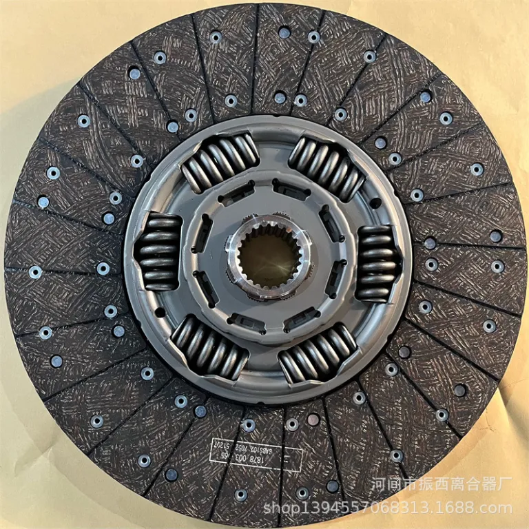انواع قطعات کلاچ موجود در انبار کارخانه، صفحه کلاچ کامیون اسکانیا 829053 صفحه اصطکاکی