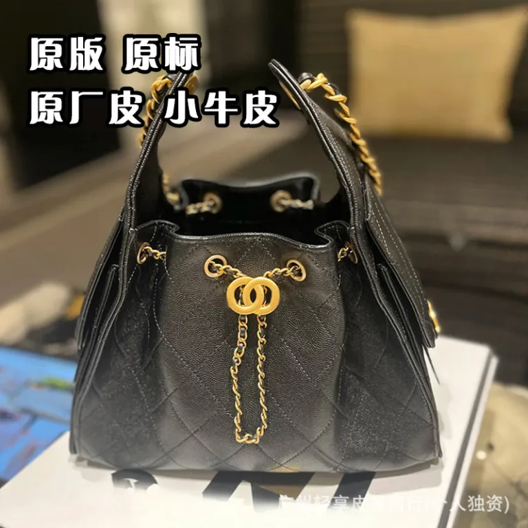 کیف زیر بغل زنانه چرم طبیعی طرح لیچی و روغنی 25bag با زنجیر مشکی و طلایی، بند کشی، چرم گاوی، مدل وینتیج