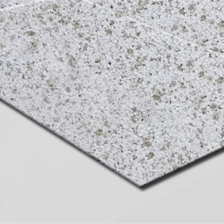 پنل ساندویچی پلیاورتان نسوز با روکش فلزی طرحدار برای دیوار خارجی ویلا و نگهبانی، عایق حرارتی و تزئینی یکپارچه