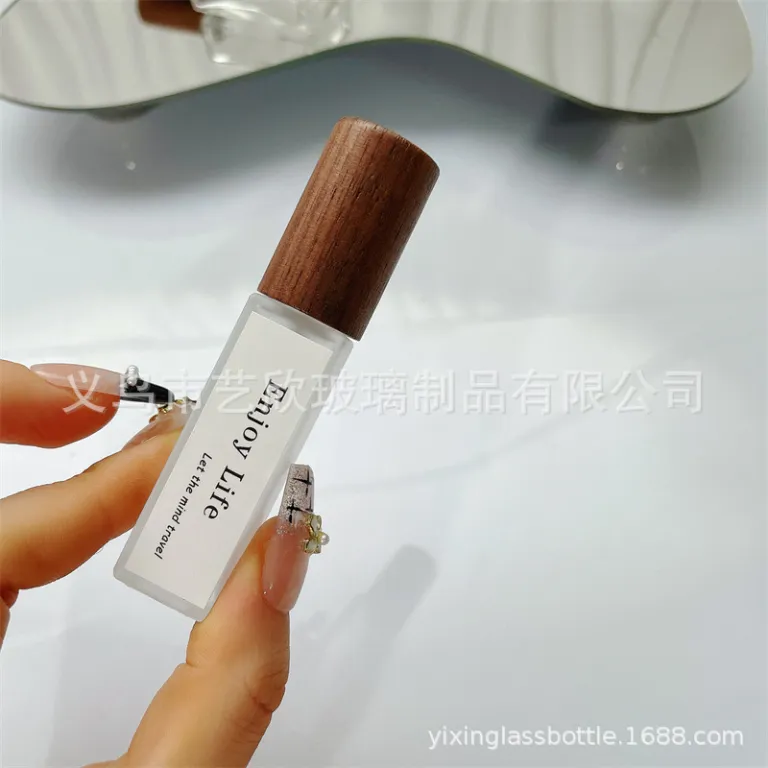 شیشه تقسیم عطر با درب چوبی خالی شیشهای 10ml لوکس مسافرتی قابل حمل 5ml شیشه اسپری نمونه شیشه عطر