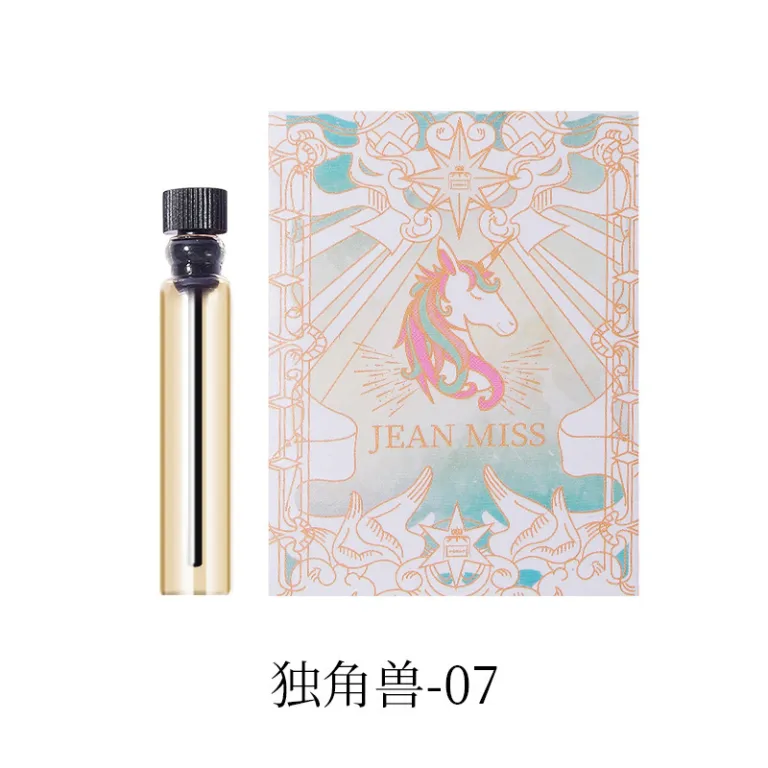 عطر کارتی برند معروف زنانه و مردانه ماندگار 2ml مینیاتوری Q نسخه کوچک پرفیوم