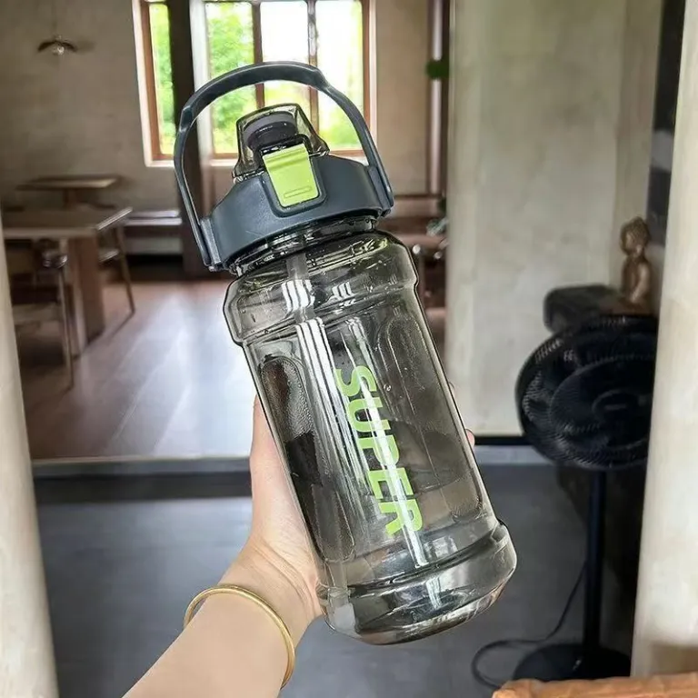 بطری آب با ظرفیت فوقالعاده زیاد 2L بطری فضایی نی‌دار مخصوص تابستان، دانش‌آموز، ورزش و تناسب اندام، بطری پلاستیکی آب، بطری آب مناسب فروش بین‌المللی