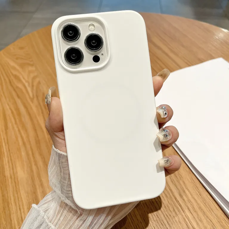 قاب گوشی سیلیکونی مایع با مگ‌سیف مغناطیسی مناسب iPhone18PROMAX اپل 17 ضد ضربه