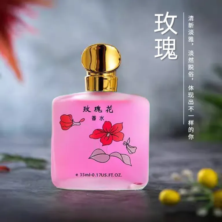 عطر کلاسیک گل محمدی با ماندگاری طولانی 72 ساعت، رایحه تازه و ملایم، مناسب آقایان و بانوان، با نت‌های رز، یاسمن و گل محمدی