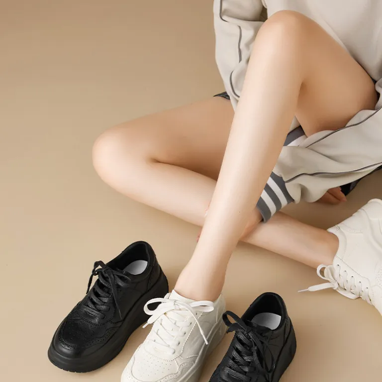 کفش سفید راحتی هاسن 7cm چرم طبیعی رویه ضخیم پاشنهبلند دانشجویی پایه