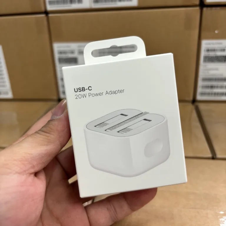PD20W شارژر تاشو UK مناسب برای گوشی اپل اصلی 20W شارژر UK شارژ UKCA