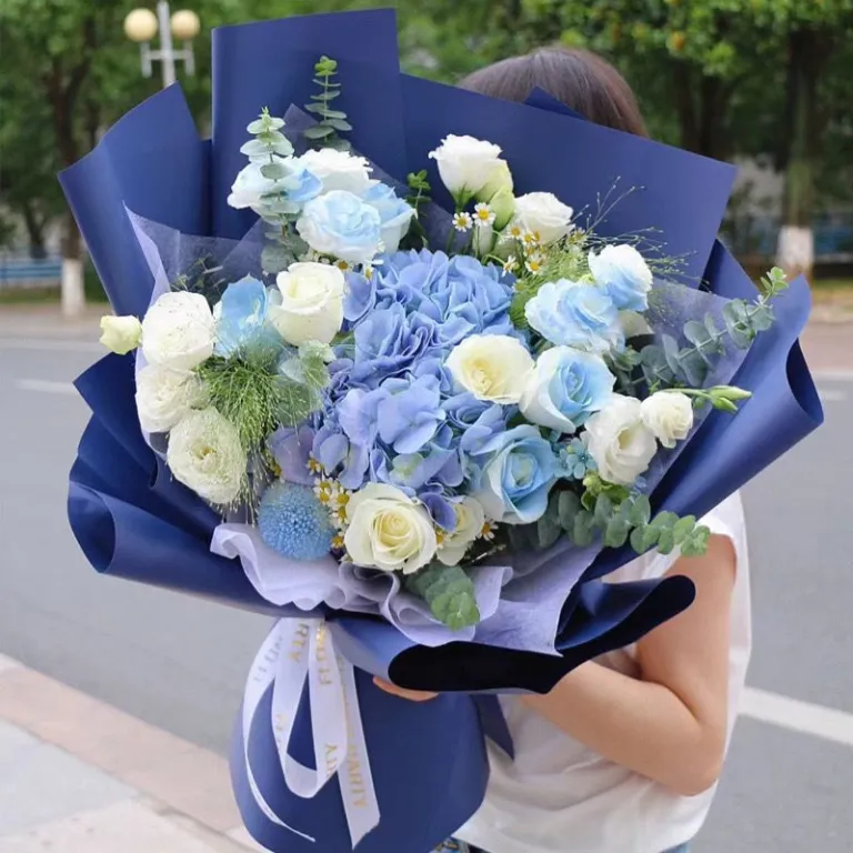 کاغذ بسته‌بندی گل به سبک کره‌ای، کاغذ عشق اول، ضدآب و ضخیم، کاغذ اویا برای گل‌آرایی و بسته‌بندی دسته گل