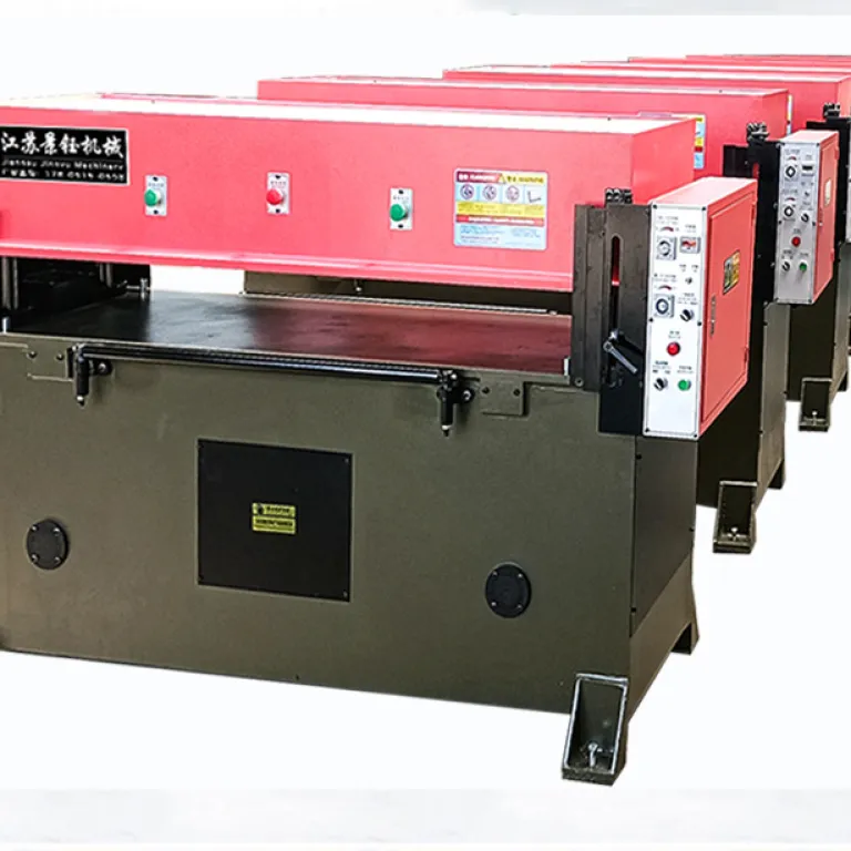 دستگاه برش چهارستونه دقیق کارخانهای برای چرم و پارچه، دستگاه برش فوم EVA و پلاستیک بستهبندی، پرس پانچ وکیوم فرمینگ
