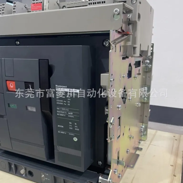 کلید اتوماتیک اشنایدر NW25H1 با عکس واقعی، موجودی کارخانه، سنسور و کنترلر، قیمت توافقی