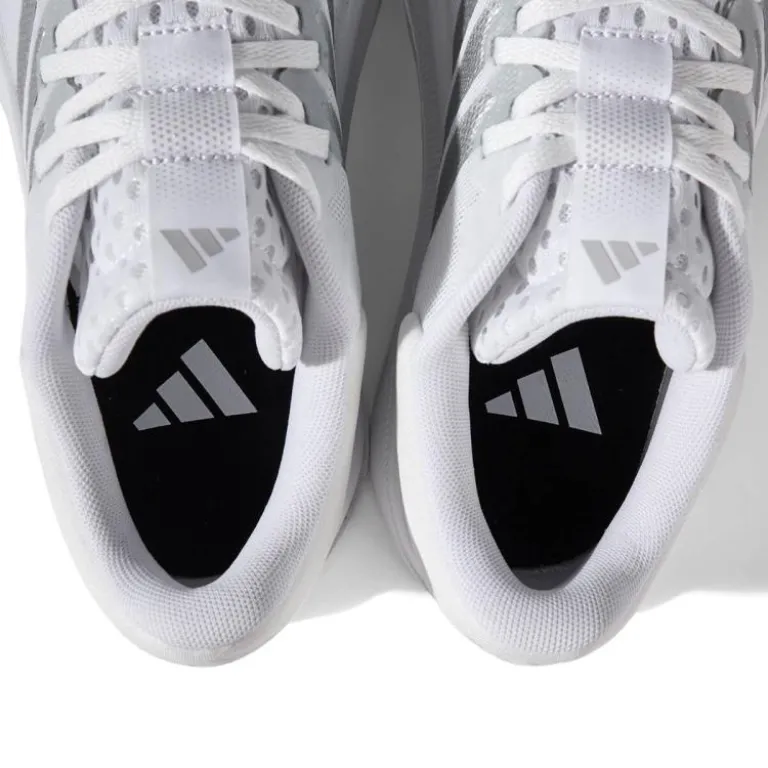 کفش ورزشی زنانه adidas سبک و راحت با رویه توری تنفسپذیر و مقاوم در برابر سایش مناسب دویدن