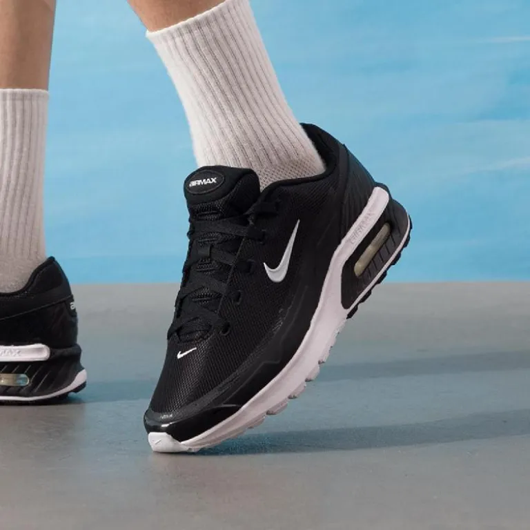 کفش ورزشی مردانه Nike AIR MAX BIA مناسب پیاده‌روی، تمرین و دویدن روزمره با زیره مقاوم و راحتی بالا
