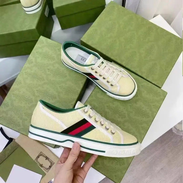 G1977 کفش کتانی طرحدار زنانه 2023 مدل بهاره نازک با گلدوزی وینتیج، مناسب برای زوجها، تخت و راحتی، اسپرت