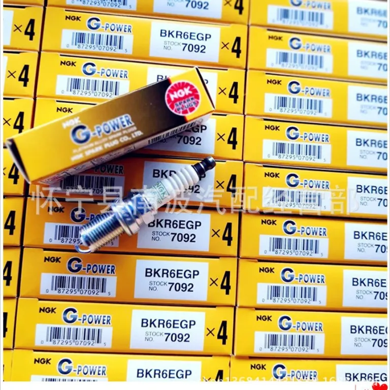 شمع موتور NGK پلاتینی BKR6EGP7092 ILKAR7B11 4912 شمع خودرو