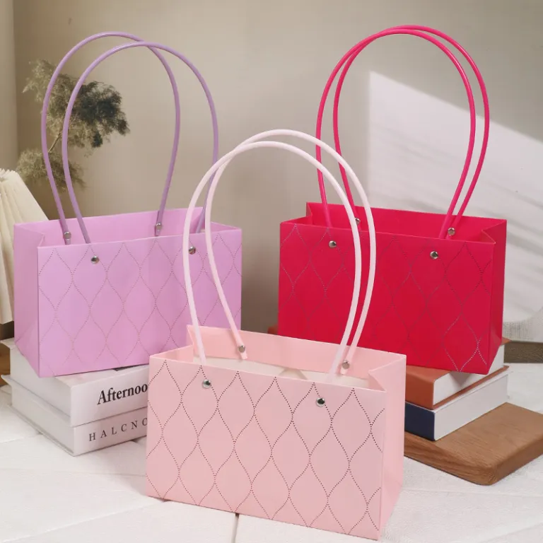 کیف دستی گل چند رنگ، کیف دستی گل برای کلاس گل‌آرایی، کاغذ بسته‌بندی ماکارون، کیف کاغذی ساده ضد آب مناسب ولنتاین