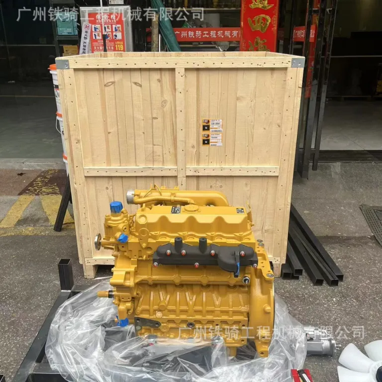 موتور کامل کاترپیلار E306E C2.4 530-3084 اورجینال نو کوبوتا موجود در انبار قطعات بیل مکانیکی