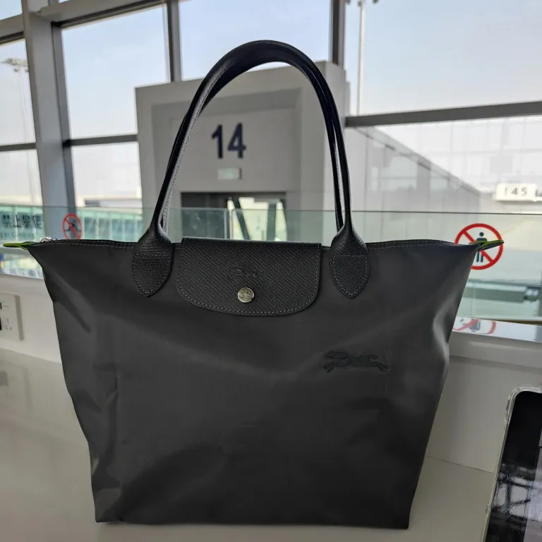 کیف توت Longchamp 70 مدل گلدوزی سالگرد، کیف دوشی، کیف دستی، کیف مامان، مناسب استفاده روزانه با ظرفیت بالا