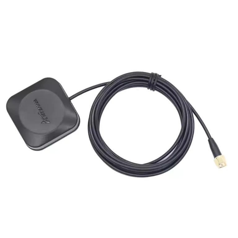 آنتن سه‌حالته بیدو+GPS+GLONASS آنتن خارجی موقعیت‌یاب ماهواره‌ای فعال با بهره بالا برای ناوبری خودرو