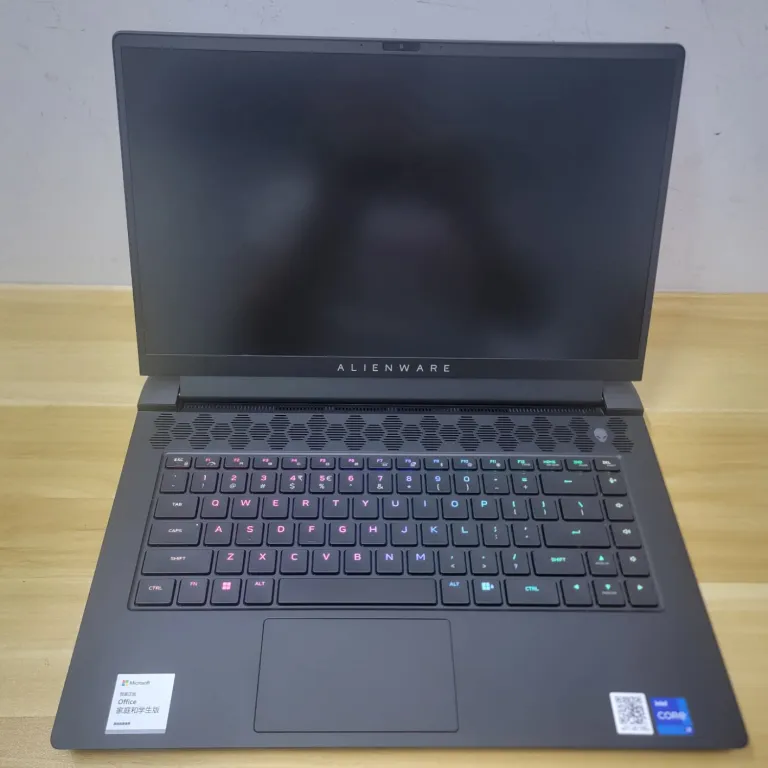 M15R6 لپ‌تاپ I7-12700H RTX3060 با کارت گرافیک مجزا 16G لپ‌تاپ گیمینگ 1TBSSD