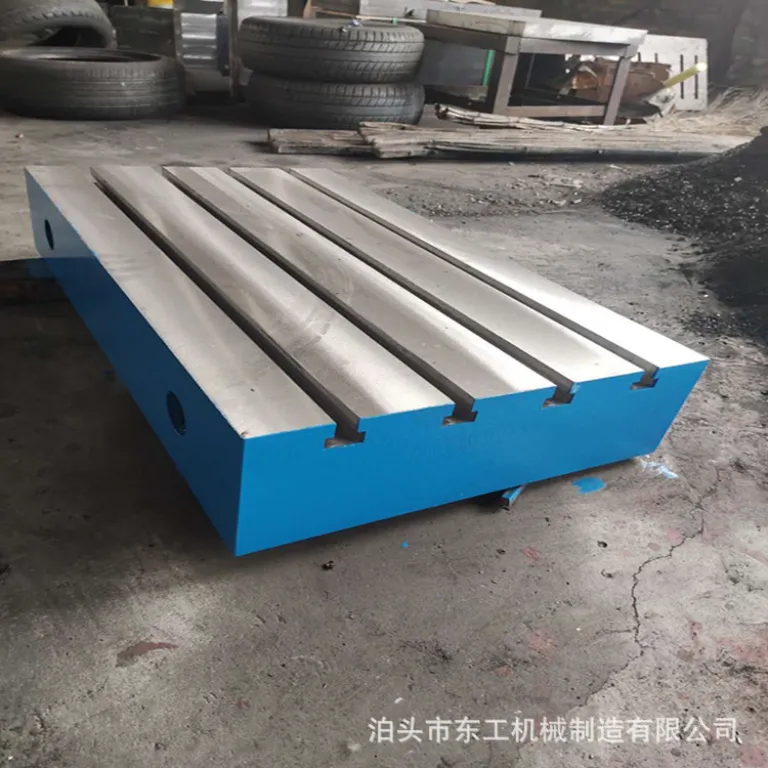 میز کار ماشینابزار چدنی با شیار T، طراحی و تولید پلتفرم کمکی CNC با دقت بالا