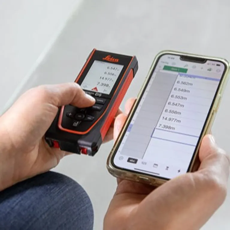 مسافت‌سنج لیزری لایکا دیستو Leica DISTO D5 با اندازه‌گیری دقیق و منظره‌یاب دیجیتال 4 برابر