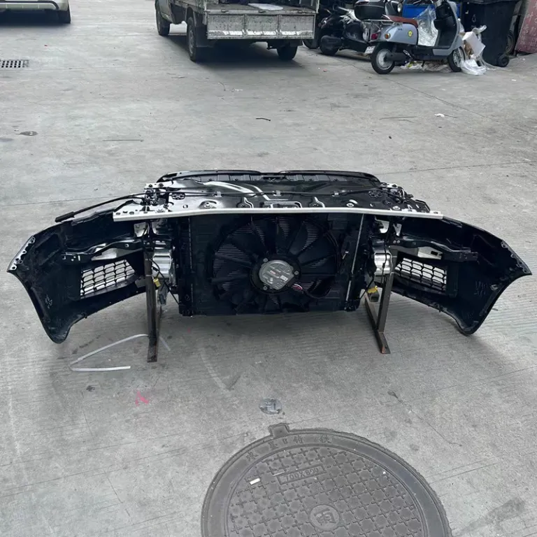 قطعات بدنه بی‌ام‌و 5 سری G30 520 523 525 528 530 جلوپنجره سپر چراغ کاپوت دست دوم