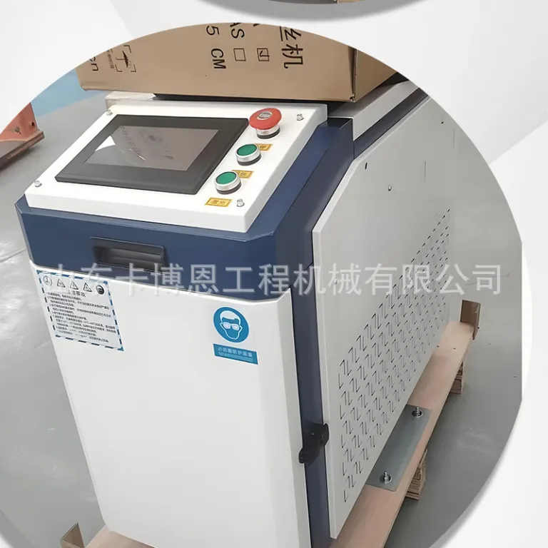 دستگاه لیزر زنگ‌زدا حرفه‌ای دستی برای زدودن زنگ، رنگ و چربی 2000w دستگاه شست‌وشوی لیزری فیبر نوری