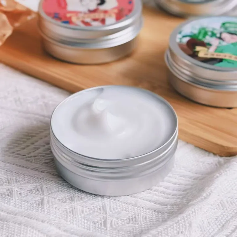 کرم مرطوب‌کننده و مغذی صورت برفی شانگهای قدیمی محبوب اینترنتی، محصول ملی برای فروش عمده