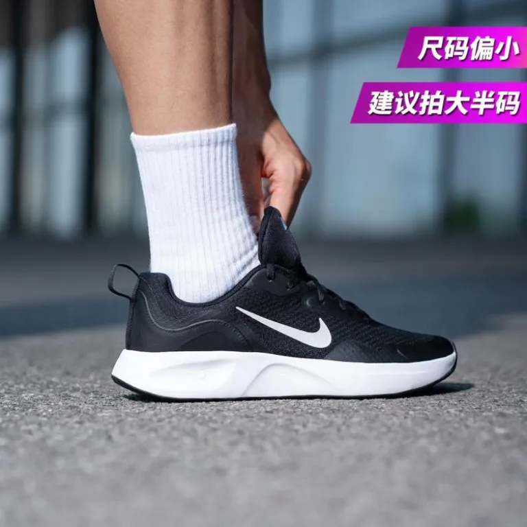 کفش ورزشی مردانه Nike WEARALLDAY با رویه مش، ضربه‌گیر و راحتی؛ سایز کوچک است، پیشنهاد می‌شود نیم سایز بزرگ‌تر سفارش دهید