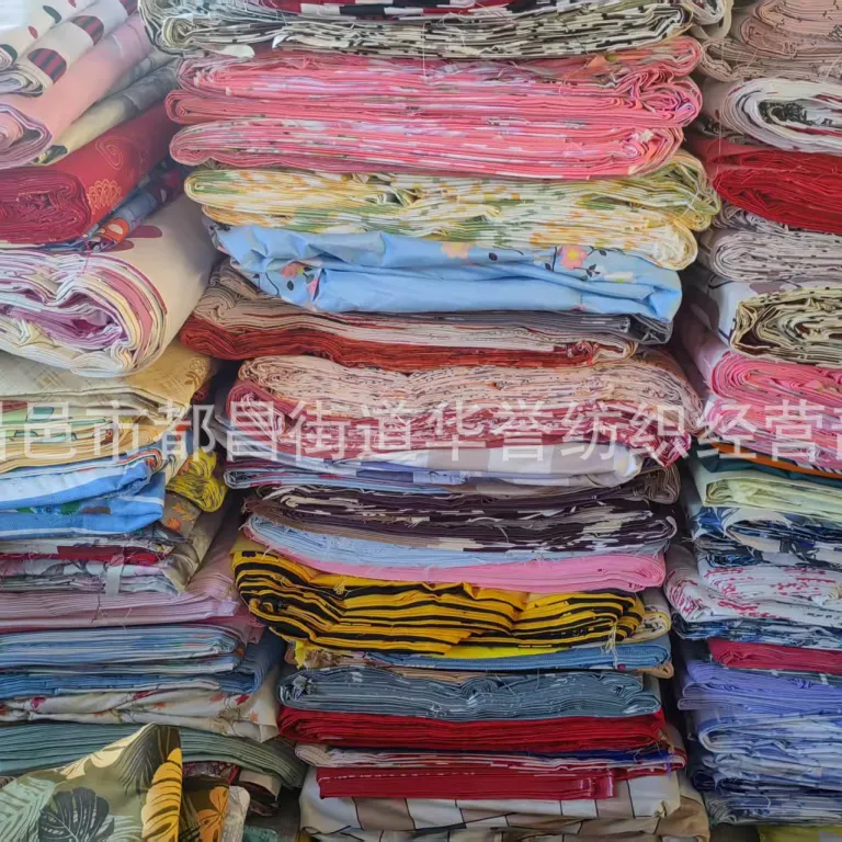 عمده فروشی کارخانه پارچه چاپی موجودی انبار، پارچه درجه دو و معیوب، پارچه روتختی، روبالشی و روبالشتی، منبع کارخانه برای تصفیه موجودی