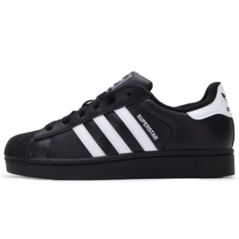 کفش راحتی adidas Originals Superstar 2 با طراحی پنجه صدفی، سبک و خنک، مناسب استفاده روزمره