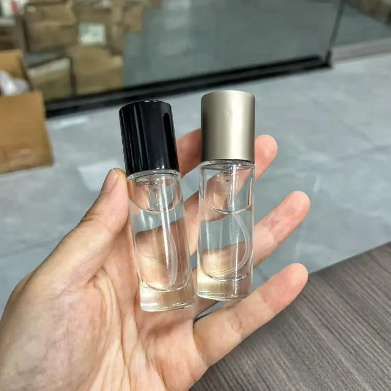 10ML15ML بطری تقسیم عطر شیشهای اسپری قابل حمل با درپوش چوب گردو و راش، خالی و فشاری